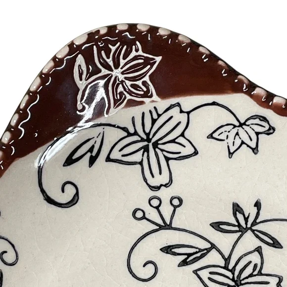 TEMPTATIONS Floral Lace soup / salad bowl, plate and spoon 24 oz - Picture 11 of 14